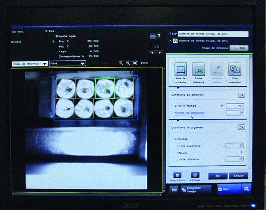 Highly simplified programming of a vision system.